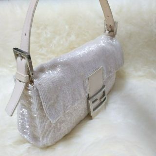 フェンディ(FENDI)の新春値下げ ！FENDI フェンディ バゲットバッグ ピンクビーズ(ハンドバッグ)