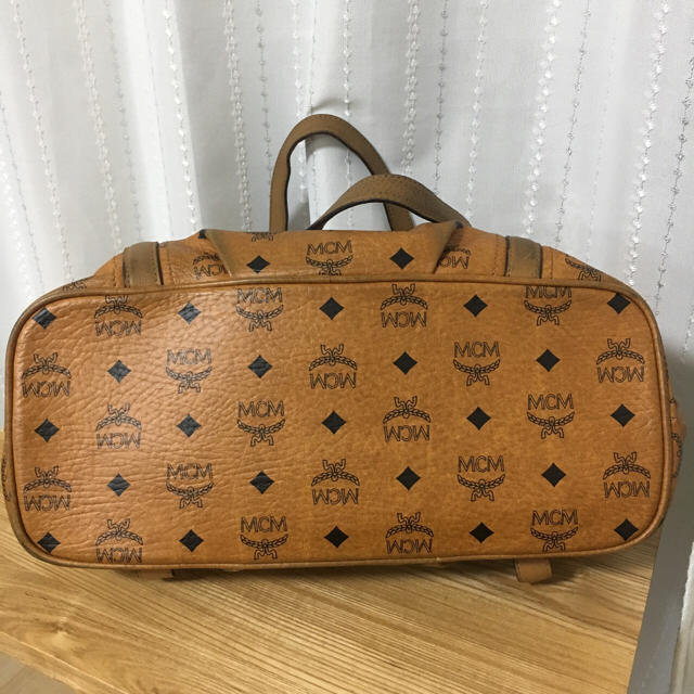 MCM(エムシーエム)のMCM ショルダーバッグ レディースのバッグ(ショルダーバッグ)の商品写真