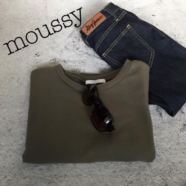 moussy(マウジー)のMOUSSY✦CUT LOOSE TOPS レディースのトップス(トレーナー/スウェット)の商品写真