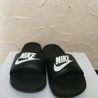 ナイキ(NIKE)のNIKE サンダル(サンダル)