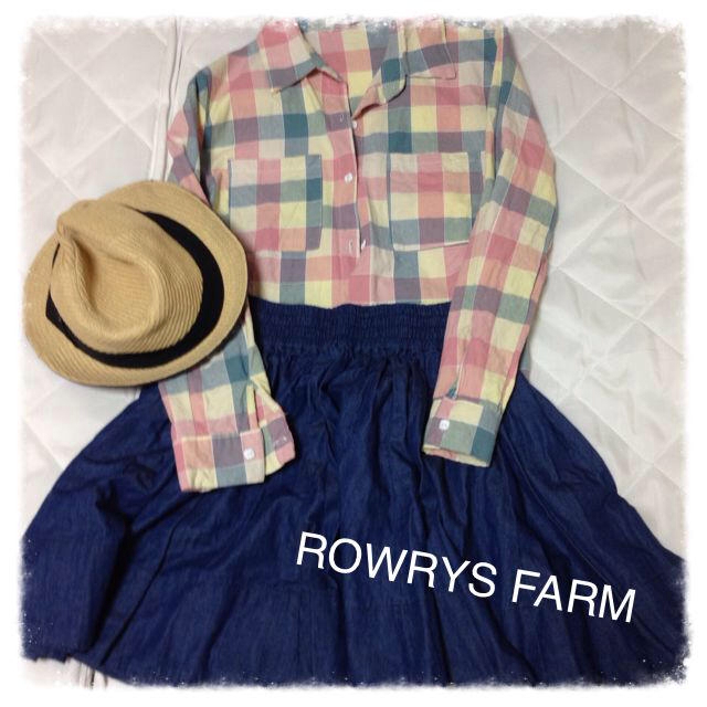 LOWRYS FARM(ローリーズファーム)のROWRYS FARMのデニムスカート レディースのスカート(ミニスカート)の商品写真