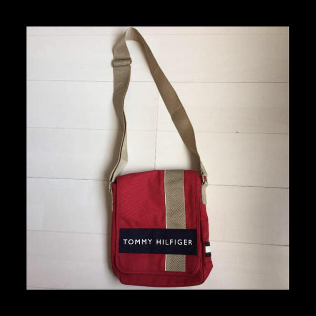 TOMMY HILFIGER(トミーヒルフィガー)のTOMMY HILFIGER ショルダーバッグ 美品 レディースのバッグ(ショルダーバッグ)の商品写真