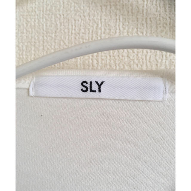 SLY(スライ)のSLY新品ビスチェ付きカットソー レディースのトップス(カットソー(長袖/七分))の商品写真