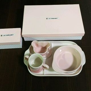 ルクルーゼ(LE CREUSET)のルクルーゼ ４点セット(離乳食器セット)