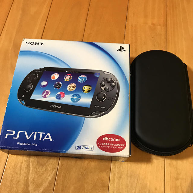 PS VITA本体(16GB)と付属品とカバー・ケース PS VITA本体(16GB)と付属品とカバー・ケース