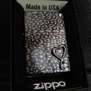 ジッポー(ZIPPO)の《未使用》Zippo レオパード(タバコグッズ)