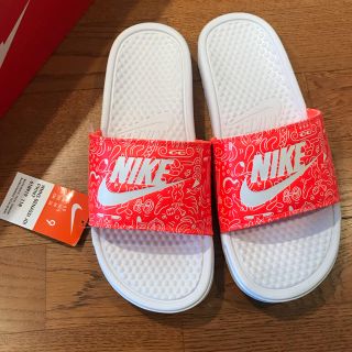 ナイキ(NIKE)のNIKE べナッシ(サンダル)