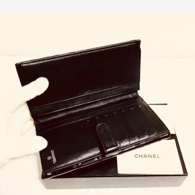 CHANEL(シャネル)の815❤️超極美品❤️最新❤️シャネル❤️Ｗホック 長財布❤️正規品鑑定済み❤️ レディースのファッション小物(財布)の商品写真