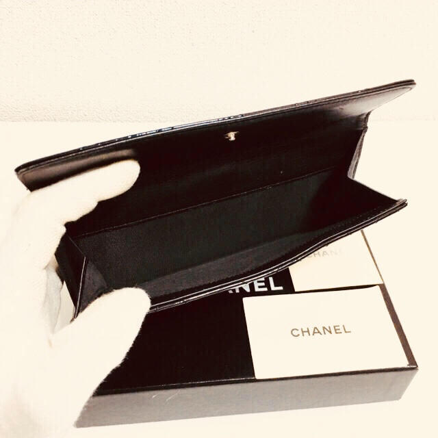 CHANEL(シャネル)の815❤️超極美品❤️最新❤️シャネル❤️Ｗホック 長財布❤️正規品鑑定済み❤️ レディースのファッション小物(財布)の商品写真