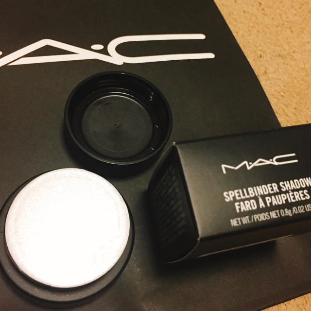 MAC(マック)のMAC スペルバインダー シャドウ コスメ/美容のベースメイク/化粧品(アイシャドウ)の商品写真