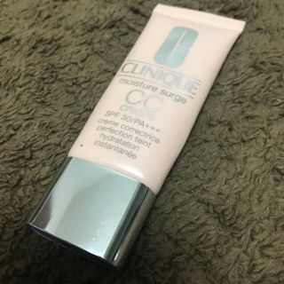 クリニーク(CLINIQUE)の【大特価】クリニーク、CLINIQUE、モイスチャーチャージ CCクリーム(ファンデーション)