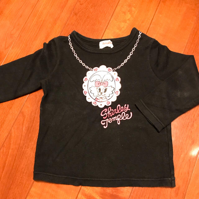Shirley Temple(シャーリーテンプル)のシャーリーテンプル 長T 110㎝ 黒 キッズ/ベビー/マタニティのキッズ服女の子用(90cm~)(Tシャツ/カットソー)の商品写真