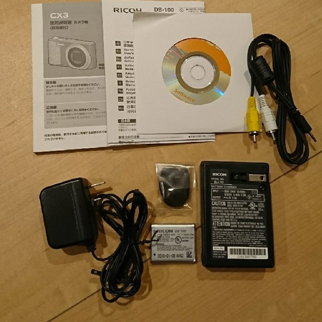 RICOH(リコー)のRICHO CX3 スマホ/家電/カメラのカメラ(コンパクトデジタルカメラ)の商品写真