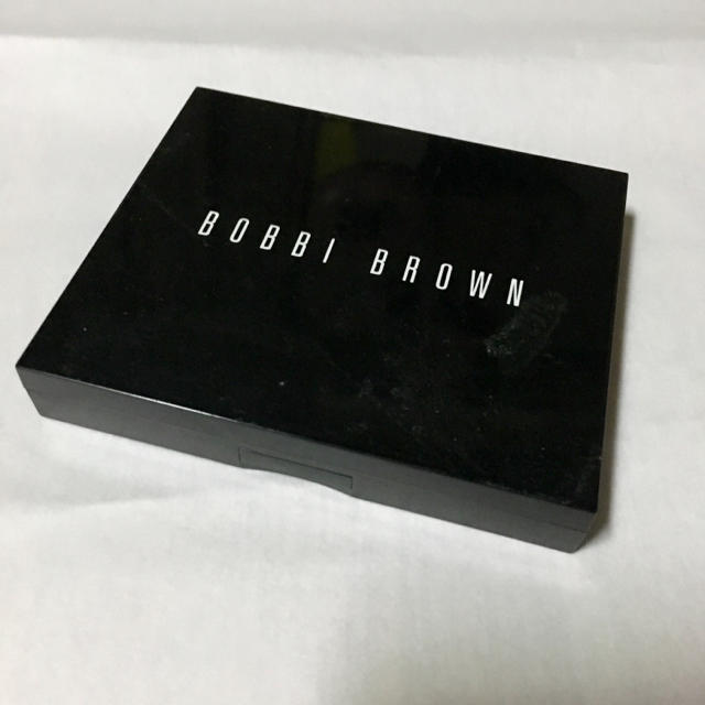 BOBBI BROWN(ボビイブラウン)の【未使用／BOBBI BROWN／送料無料】セクシーグラマーパレット コスメ/美容のキット/セット(コフレ/メイクアップセット)の商品写真