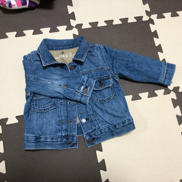 GAP Kids(ギャップキッズ)のKIDSGAP デニムジャケット キッズ/ベビー/マタニティのキッズ服女の子用(90cm~)(ジャケット/上着)の商品写真