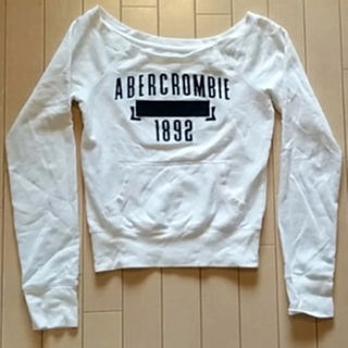 アバクロンビーアンドフィッチ(Abercrombie&Fitch)のAbercrombie and Fitch★トレーナー★送料込み(その他)