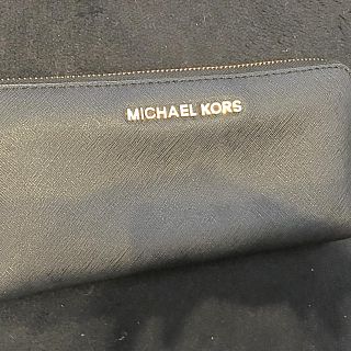 マイケルコース(MICHAEL KORS)のマイケルコース 長財布 年末処分のため！最終値下げ！(財布)