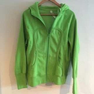 ルルレモン(lululemon)の値下げ！lululemon Hoodie size12 *outlet*(その他)