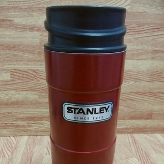 スタンレー(Stanley)のスタンレー　水筒　真空断熱ステンレスマグボトル　レッド　473ml(タンブラー)