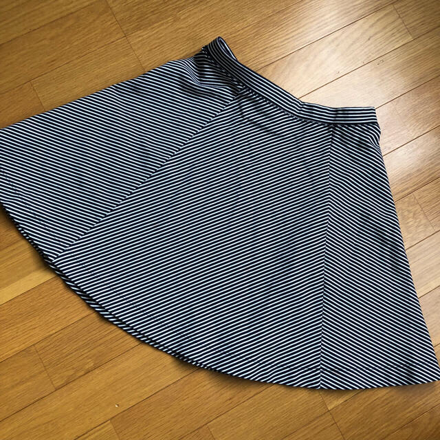 UNIQLO(ユニクロ)のUNIQLO スカート ボーダー レディースのスカート(ミニスカート)の商品写真