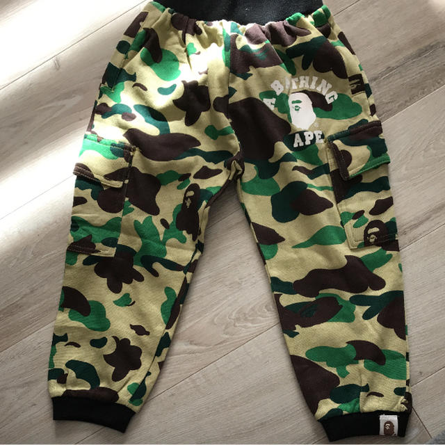 A BATHING APE(アベイシングエイプ)のエイプ☆パンツ☆新品 キッズ/ベビー/マタニティのキッズ服男の子用(90cm~)(パンツ/スパッツ)の商品写真