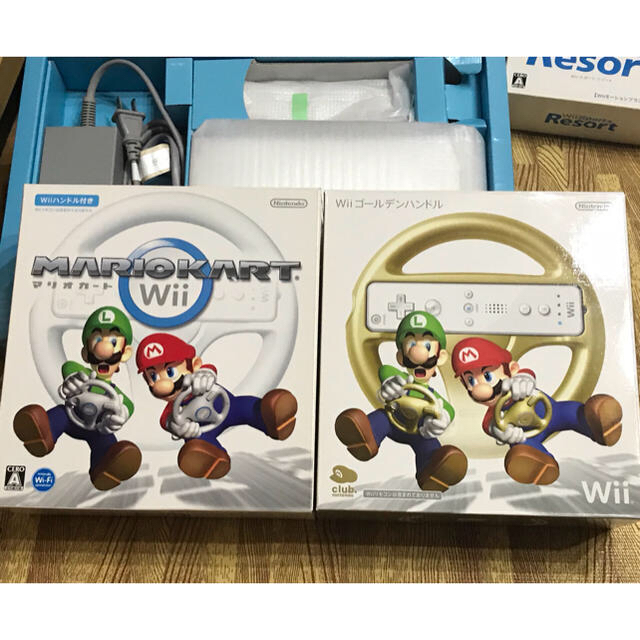 Wii ヌンチャク モーション ソフト３本の通販 by youchan's shop｜ウィーならラクマ - wii本体一式 リモコン4台 ハンドル2台 特典進呈