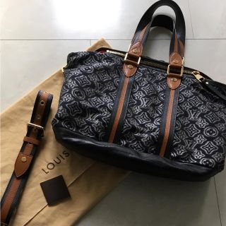 ルイヴィトン(LOUIS VUITTON)の新品同様 ルイヴィトン アヴィエーター 2WAY ショルダー 斜めがけ バッグ(ショルダーバッグ)