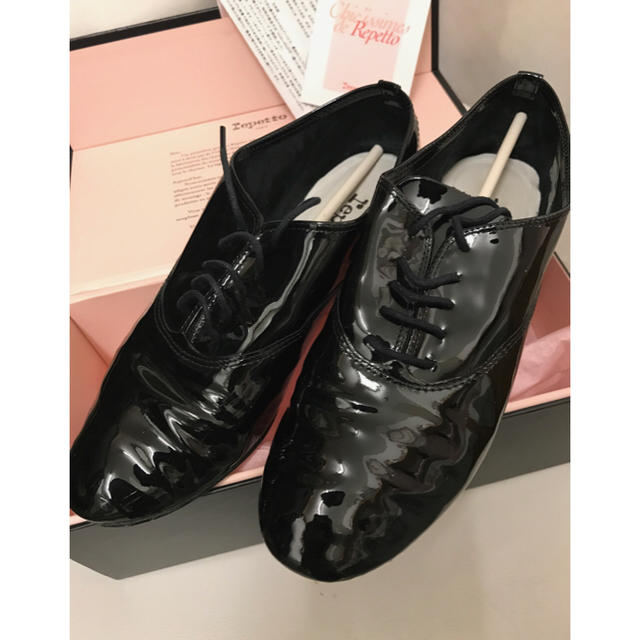 repetto(レペット)のpom様専用☆レペット オックスフォードシューズ パテント レースアップ レディースの靴/シューズ(ローファー/革靴)の商品写真