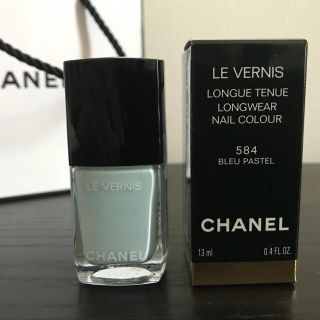 シャネル(CHANEL)のCHANEL ヴェルニ ロング トゥニュ 584 ブルー パステル ネイル(マニキュア)