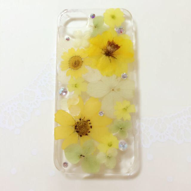 iPhoneケース♡ハンドメイド♡押し花 スマホ/家電/カメラのスマホアクセサリー(モバイルケース/カバー)の商品写真