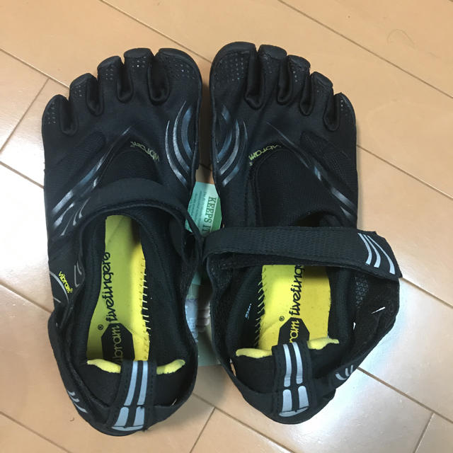 vibram(ビブラム)の★新品★タグ付き★Vibram five fingers メンズの靴/シューズ(その他)の商品写真