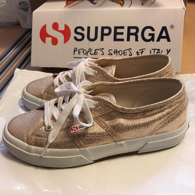 SUPERGA(スペルガ)の【極美品】スペルガ スニーカー（シャンパンゴールド）サイズ36 レディースの靴/シューズ(スニーカー)の商品写真