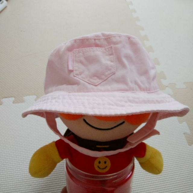 babyGAP(ベビーギャップ)のベビーギャップ　帽子　42㎝ キッズ/ベビー/マタニティのこども用ファッション小物(帽子)の商品写真