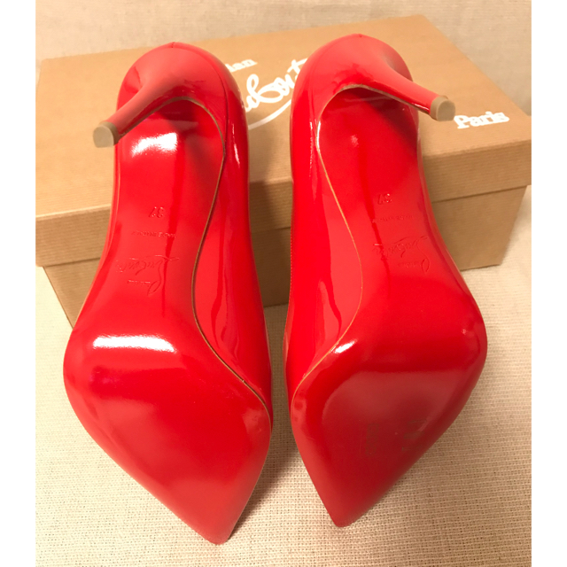 Christian Louboutin(クリスチャンルブタン)のクリスチャンルブタン パンプス 赤 37 新品未使用 財布 レディースの靴/シューズ(ハイヒール/パンプス)の商品写真