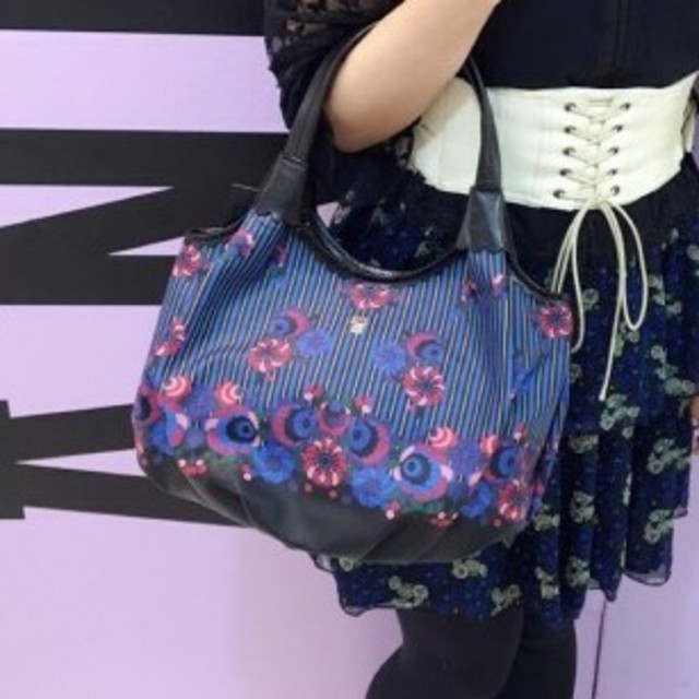 ANNA SUI(アナスイ)の秋穂様 専用  レディースのバッグ(ハンドバッグ)の商品写真