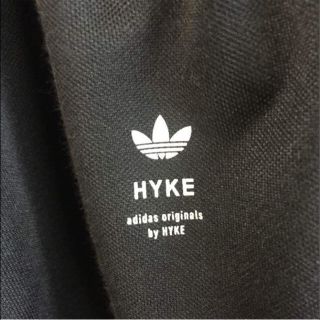 ハイク(HYKE)のadidas×HYKE トラックパンツ(カジュアルパンツ)