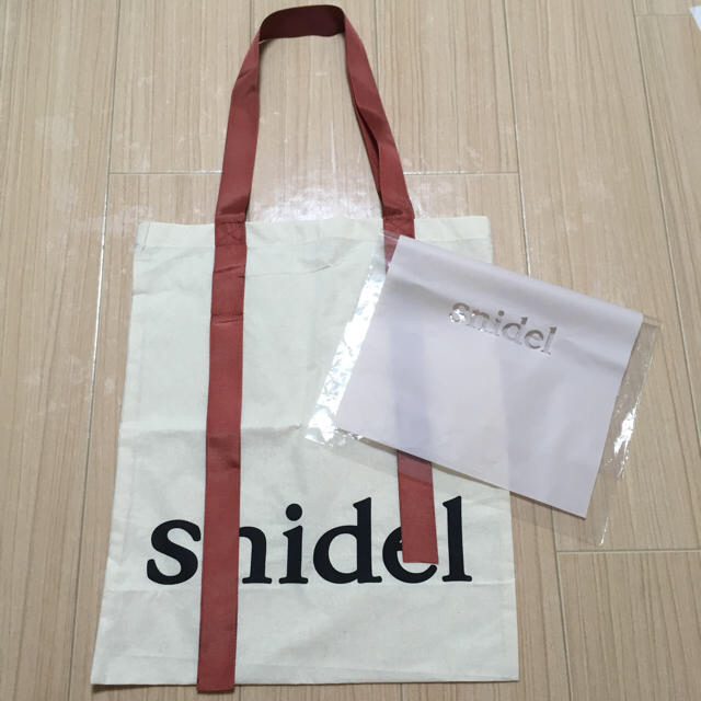 SNIDEL(スナイデル)のsnidel ショップバック クリスマス 限定 レディースのバッグ(ショップ袋)の商品写真