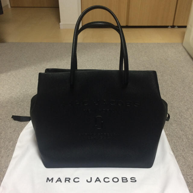 MARC JACOBS - MARC JACOBS ロゴショッパーEWトートバッグの通販 by 39