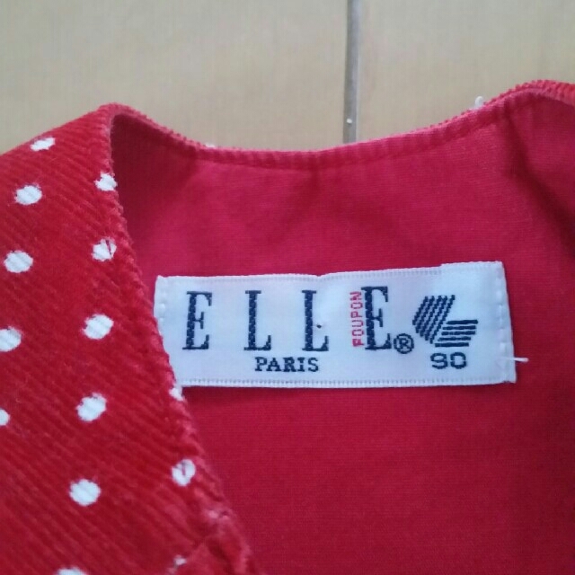 ELLE(エル)のELLE  エル　赤のワンピース　90㎝ キッズ/ベビー/マタニティのキッズ服女の子用(90cm~)(ワンピース)の商品写真