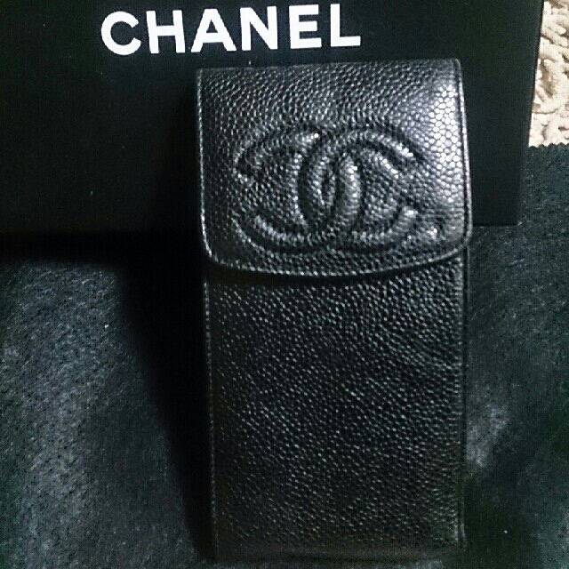 CHANEL(シャネル)の正規品 CHANEL シャネル キャビアスキン ココマーク マルチポーチ  レディースのファッション小物(ポーチ)の商品写真