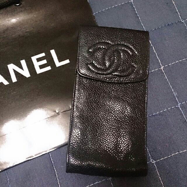 CHANEL(シャネル)の正規品 CHANEL シャネル キャビアスキン ココマーク マルチポーチ  レディースのファッション小物(ポーチ)の商品写真