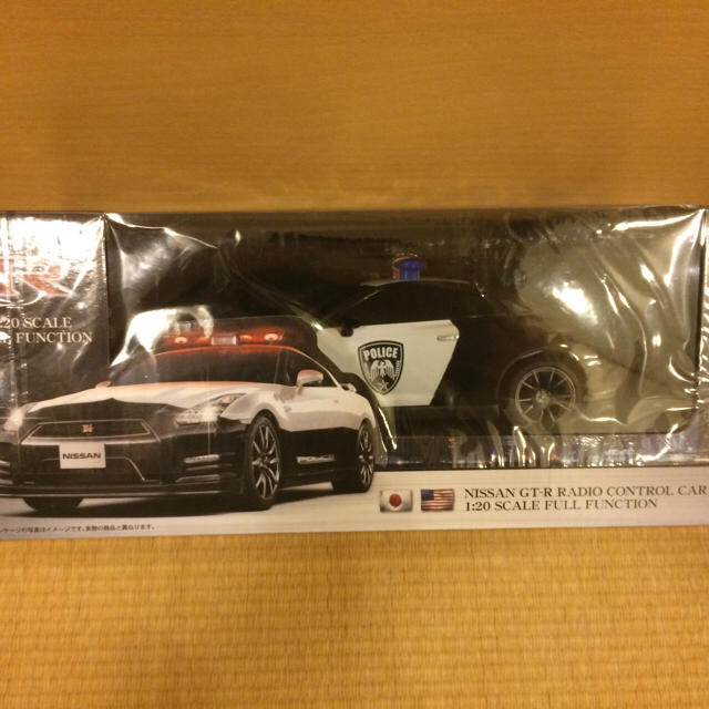 日産(ニッサン)のGT-R ラジコン フルファンクション 1/20 エンタメ/ホビーのおもちゃ/ぬいぐるみ(ホビーラジコン)の商品写真