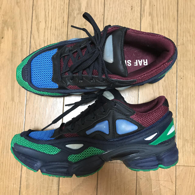 RAF SIMONS(ラフシモンズ)のRaf Simons adidas OZWEEGO 2 メンズの靴/シューズ(スニーカー)の商品写真