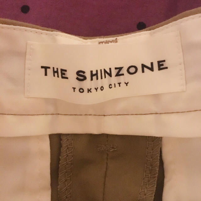 Shinzone(シンゾーン)の【SHINZONE】美品 HIGH WAIST CHINO PT 32 レディースのパンツ(チノパン)の商品写真
