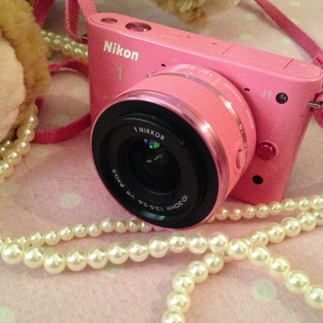 Nikon🎀限定ピンクカメラ その他のその他(その他)の商品写真