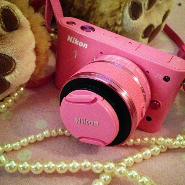 Nikon🎀限定ピンクカメラ その他のその他(その他)の商品写真