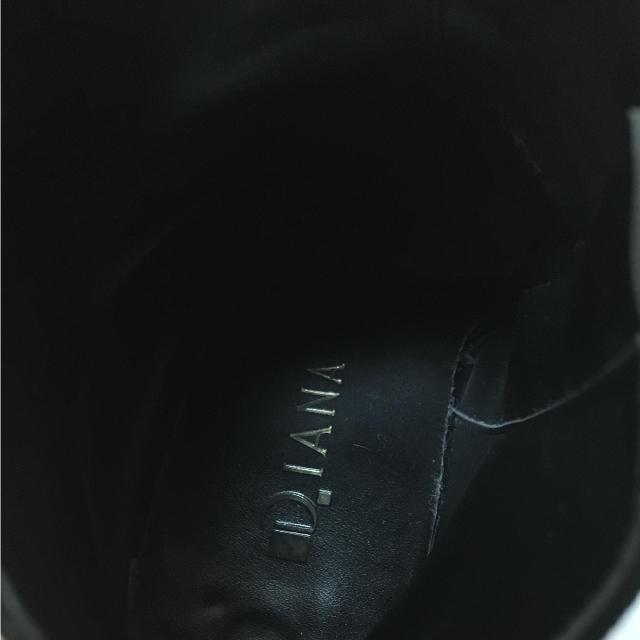 DIANA(ダイアナ)の定価25,000円 美品♡ダイアナ♡ ショートブーツ スエード レディースの靴/シューズ(ブーツ)の商品写真