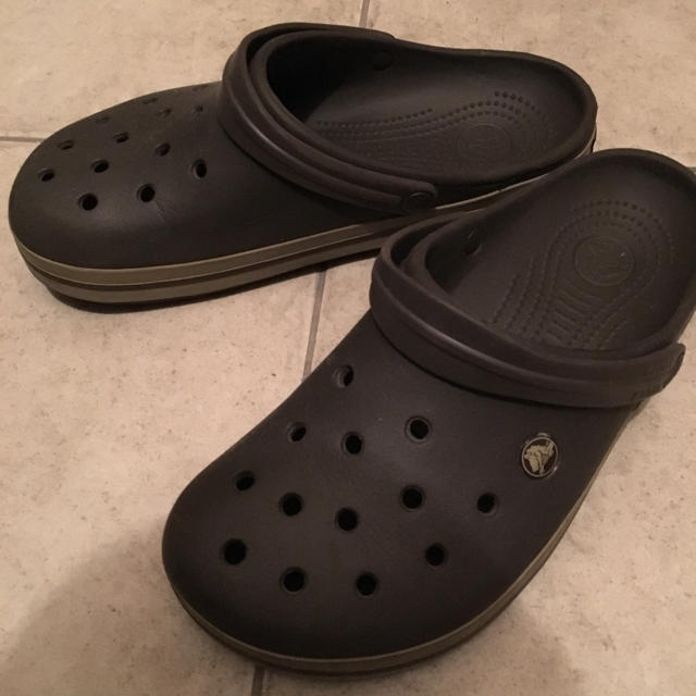 crocs(クロックス)のクロックス メンズの靴/シューズ(サンダル)の商品写真