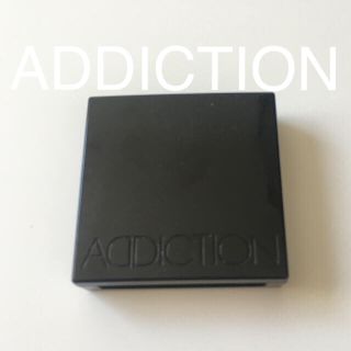 アディクション(ADDICTION)の中古品【アディクション】プレスド デュオ アイブロウ 02(パウダーアイブロウ)