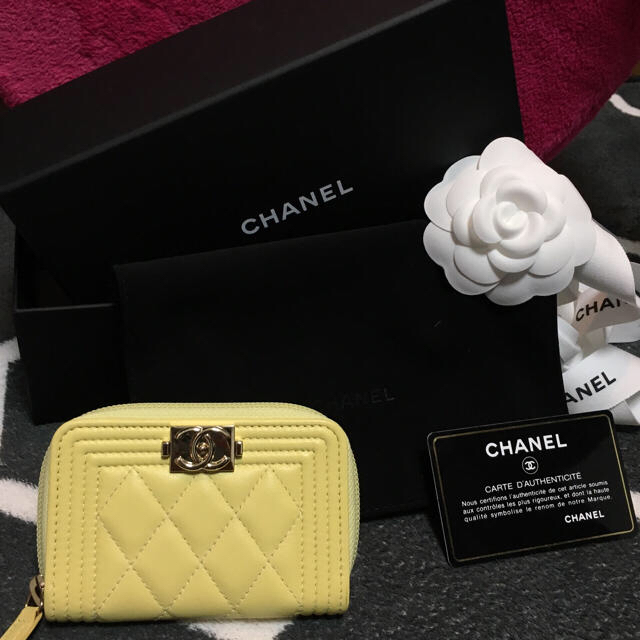 CHANEL(シャネル)のr様専用♡シャネル CHANEL ボーイ コインケース 財布  レディースのファッション小物(コインケース)の商品写真